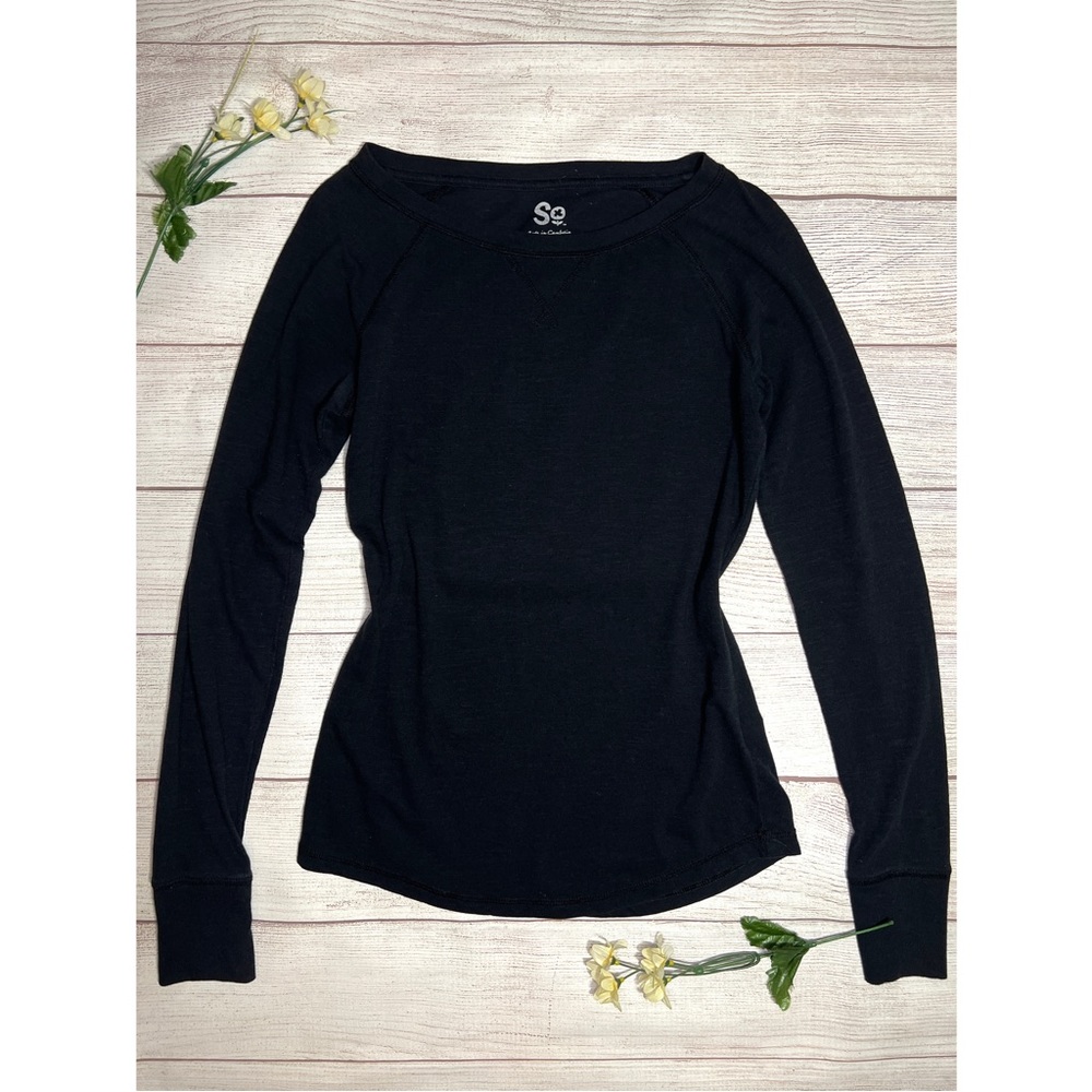 SO Crewneck Long Sleeve Top